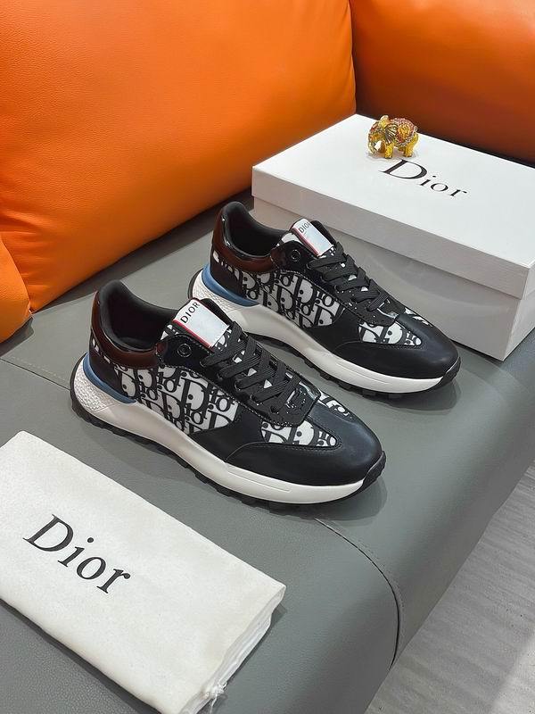 DIOR Men's Shoes 451